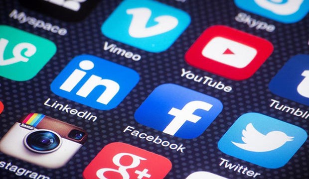 Sosyal medyanın “anayasası” hazırlanacak